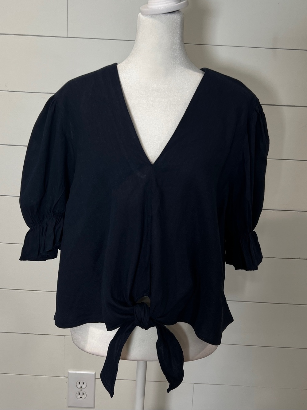 Antonio Melani Navy Linen Tie-Front V-Neck Top
